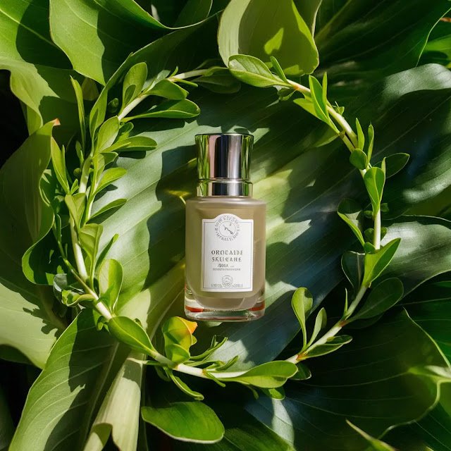 Best Prompts for Creative Advertising with Midjourney A skincare product surrounded by fresh green leaves